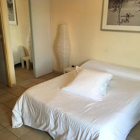 Logis Hotel Le Clos Saint Loup Bram Luaran gambar